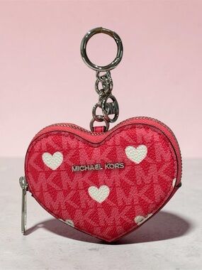 MICHAEL KORS Jet Set Small Printed Signature Logo Heart Coin Pouch